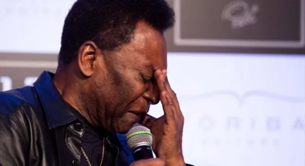 Joshua e Celeste, filhos de Pelé, lenda do futebol, entraram com um pedido judicial de reconhecimento de paternidade socioafetiva do pai