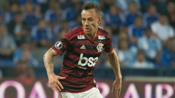 Lateral direito não quis voltar para o Flamengo