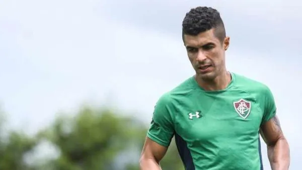 Lateral esquerdo do Tricolor não joga há mais de 45 dias