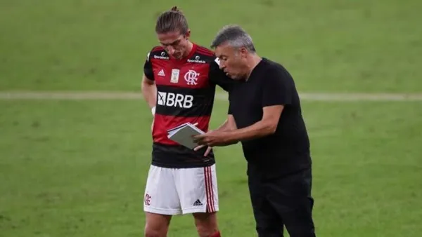 Lateral esquerdo já planeja sua carreira após a aposentadoria