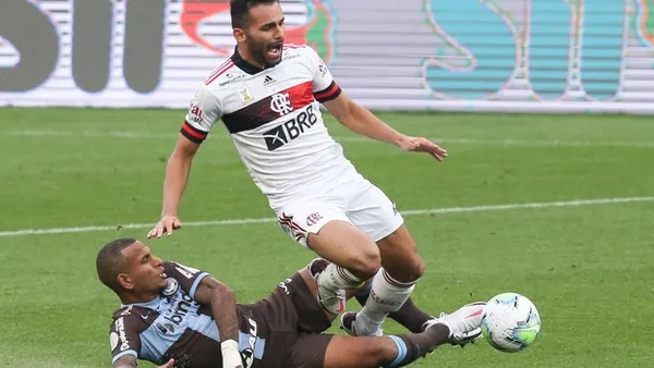 Lesão de Thiago Maia é o principal motivo da decisão do treinador