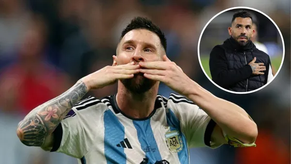 Lionel Messi comemorando pela Argentina ao lado de Tevez no Independiente