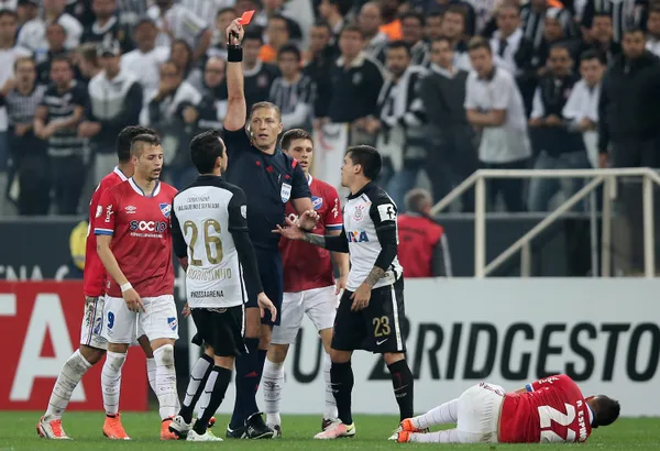 Lista traz nomes do futebol mundial com craques de times paulistas