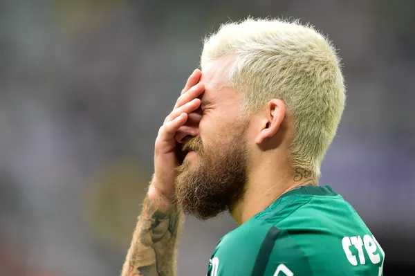 Lucas Lima é pedido fora do Palmeiras