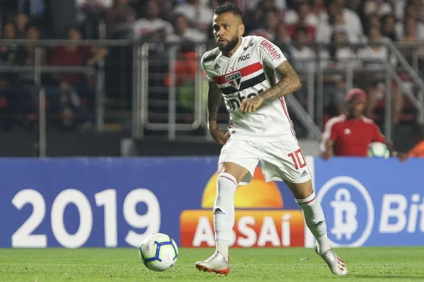 Maior campeão da história do futebol ainda não venceu pelo São Paulo
