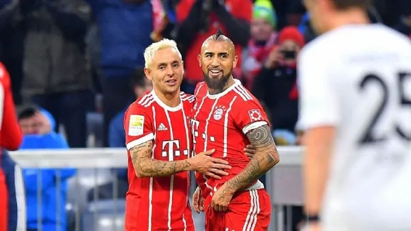 Meia chileno levou torcedores à loucura nas redes sociais