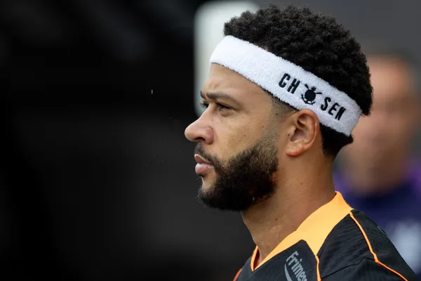 Memphis Depay tem muito dinheiro a receber do Corinthians. Foto: Marcello Zambrana/AGIF