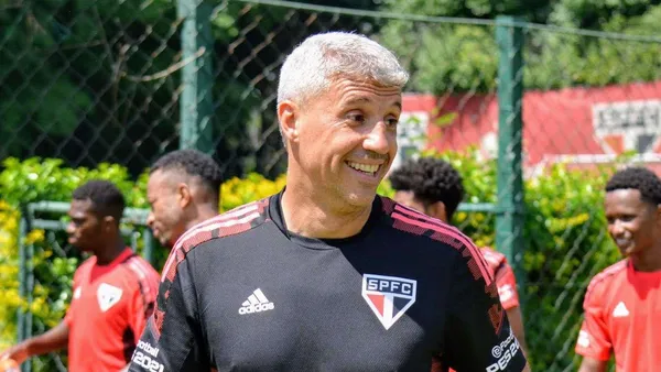 Mesmo com ótimo início, Crespo ainda não é unanimidade