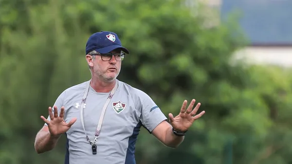 Mudança drástica não caiu bem para o treinador do Tricolor