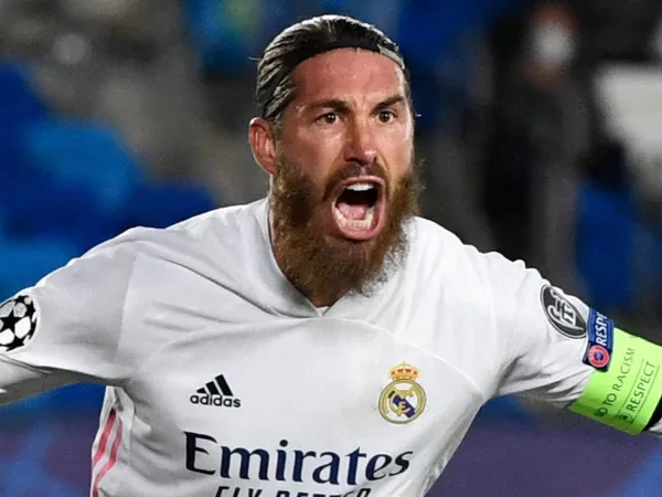 Na Espanha eles apontam que o PSG está disposto a oferecer a Sergio Ramos um cheque em branco e os anos de contrato que ele deseja. Sua idade se torna uma questão secundária