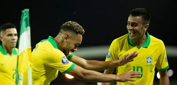 NãoNão contente com os gastos atuais, Mengão quer agora o mais valioso do Brasilatuais, Mengão quer agora o mais valioso do Brasil