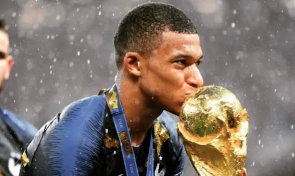 Neymar e Cristiano Ronaldo em destaque