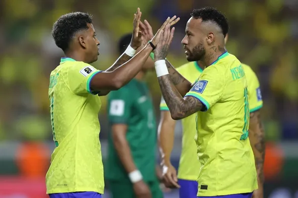 Neymar e Rodrygo em ação pela Seleção Brasileira