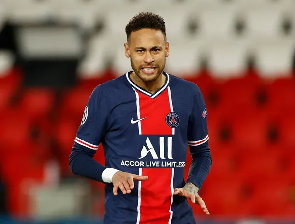 Neymar está perto de ficar em Paris, mas Barcelona não perde as esperanças