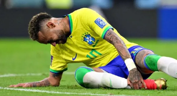 O atacante brasileiro ainda não tem condições de voltar ao jogo