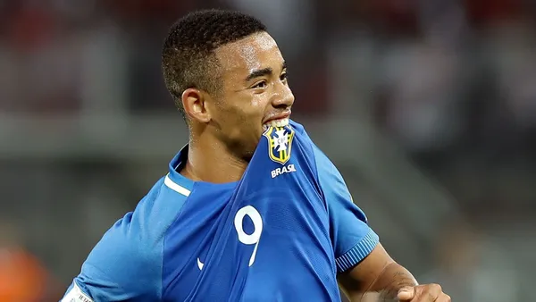 O atacante brasileiro do Manchester City está na lista de candidatos à sucessão dos portugueses, caso confirme sua saída da Série A