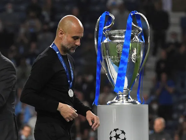 O fim tempestuoso da relação entre Touré e Guardiola, que coincidiu em Barcelona e City, deu origem a uma espécie de condenação do treinador catalão na Europa.