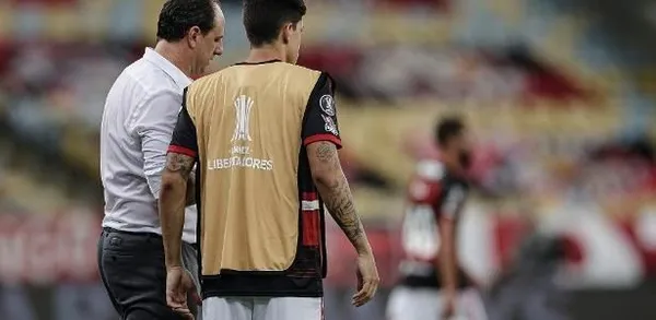 O Flamengo vive momentos de caos, nenhum jogador quer Rodrigo Ceni como técnico