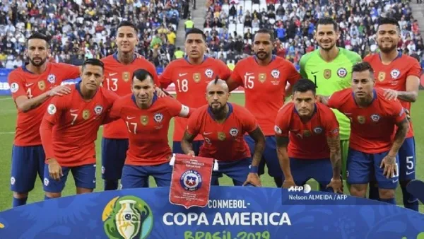 O meio-campista chileno deixou a concentração do clube para ingressar na seleção chilena e disputar a dupla data das Eliminatórias. Nesse sentido, Pulgar deve pagar uma multa