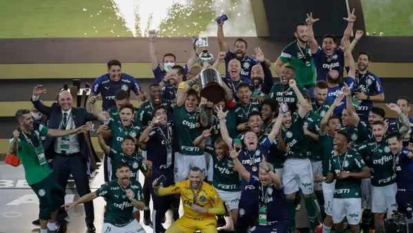 O Palmeiras conquistou o direito de disputar a copa do mundo por ser campeão da Libertadores