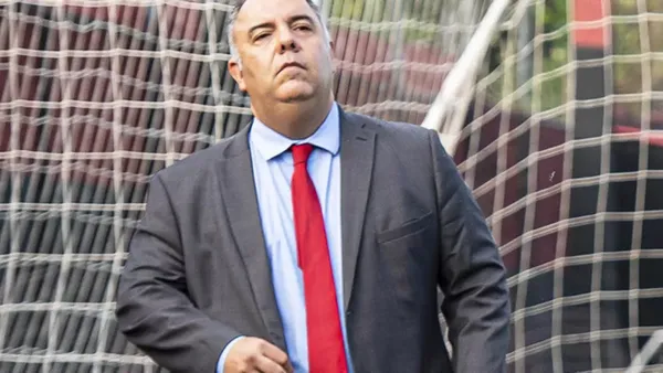 O rubro-negro segue em busca de reforços no mercado