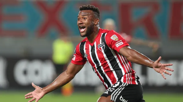 O São Paulo estreou nesta terça-feira com uma vitória na Copa Libertadores ao vencer por 3 a 0 no Sporting Cristal