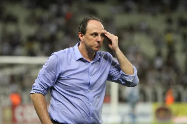 O sistema ofensivo da equipe é a principal preocupação do treinador rubro-negro