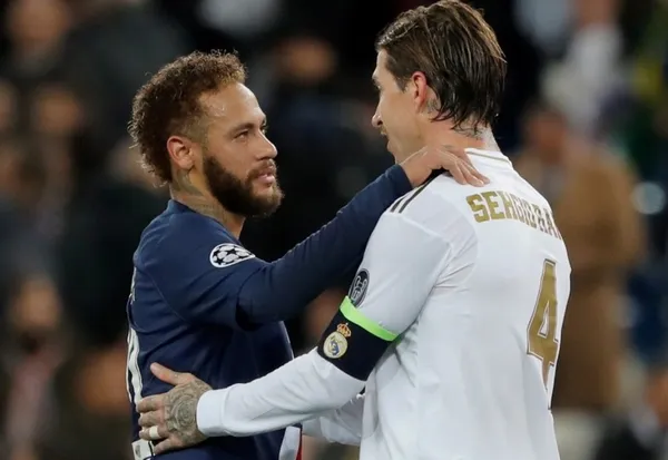 O zagueiro espanhol ainda não anunciou sua próxima equipe