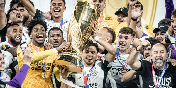 Os grandes feitos de Romero pelo Corinthians (Foto: Corinthians)