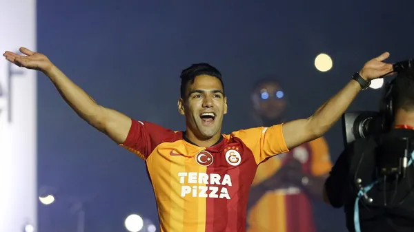 Palmeiras negocia para trazer o próximo atacante