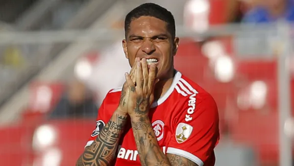 Paolo Guerrero deve sair em breve do Internacional