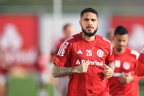 Paolo Guerrero gera idolatria em Yuri Alberto: "É um cara que admiro"
