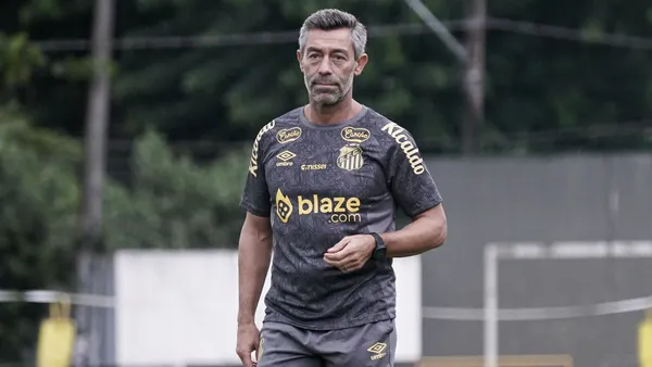 Pedro Caixinha pode ter reforço inusitado no Santos