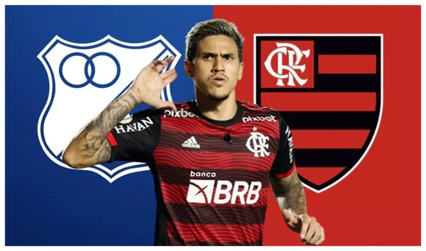 Pedro com a camisa do Flamengo