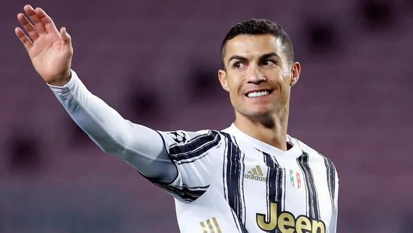 Pela primeira vez desde a sua contratação pela Juventus, Cristiano Ronaldo ficou de fora do anúncio do principal patrocinador do clube do Piemonte. Qual é a realidade em torno de ‘CR7 ′?