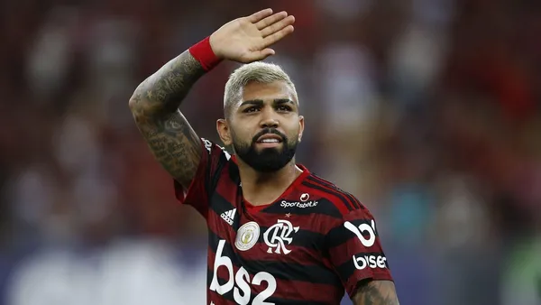 Polêmica de atacante do Flamengo rendeu muitos memes nas redes sociais