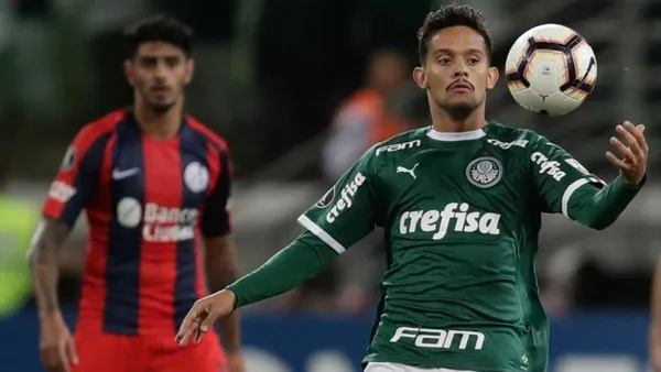 Por falta de minutos Gustavo Scarpa podería Jogar outro time
