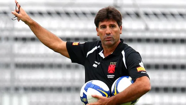 Renato já teve outras passagens como técnico do Vasco na carreira