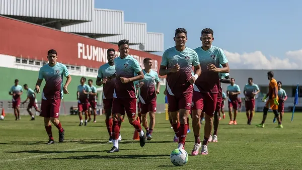 Renovação de contrato do atleta de 18 anos tem multa milionária