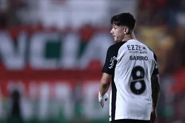 Rodrigo Garro em ação pelo Corinthians. Foto: Fabio Giannelli/AGIF