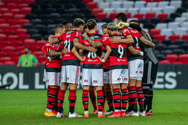 Rogério Ceni segue com problemas para escalar o Flamengo