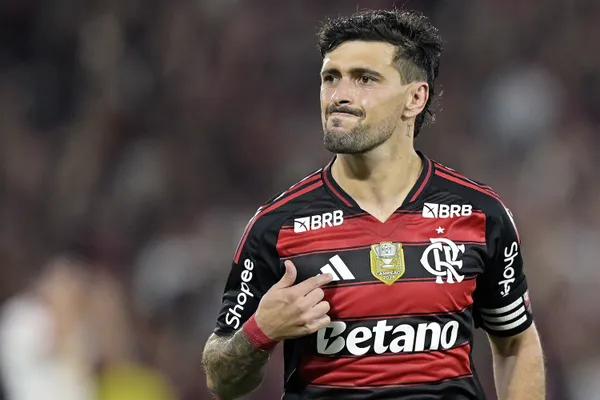 rrascaeta irrita em amistoso do Uruguai com a Inglaterra. Foto: Marcelo Zambrana/AGIF