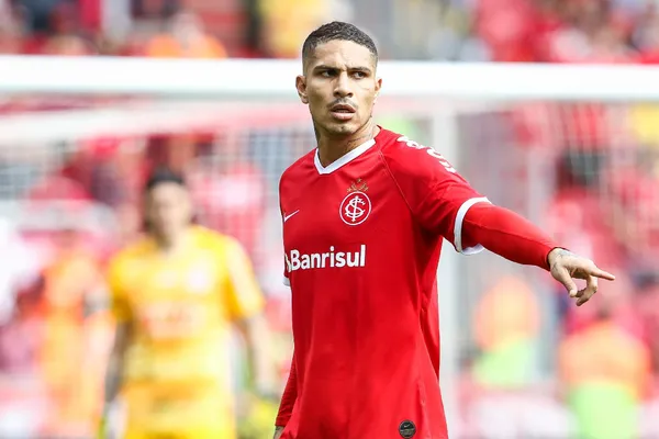 São Paulo pode encerrar o jejum de títulos neste domingo (23)