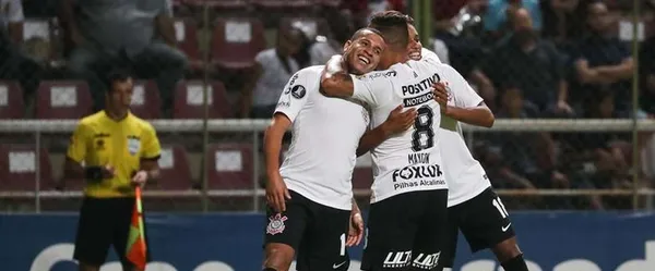 Sem corresponder em campo, jogador não deixará saudades no clube