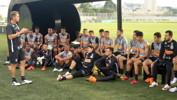 Somente 26 jogadores do elenco principal podem ser inscritos no Paulistão 2021