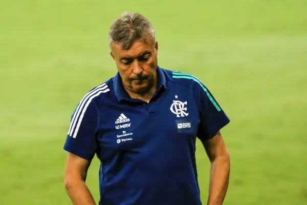 Técnico catalão tem desempenho terrível em clube da Turquia