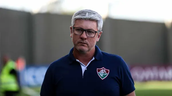 Técnico do Fluminense foi decisivo em atitude do clube de não contar com jogado