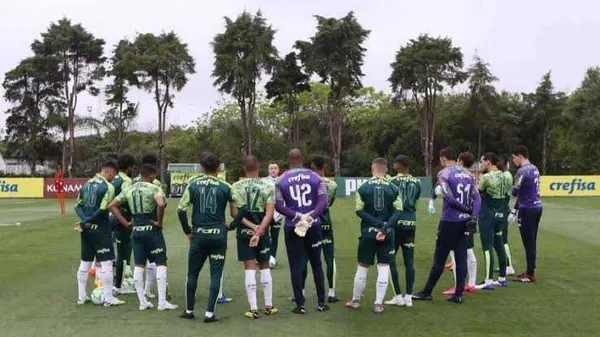 Técnico está sem trabalhar há dois anos e quer voltar à América do Sul