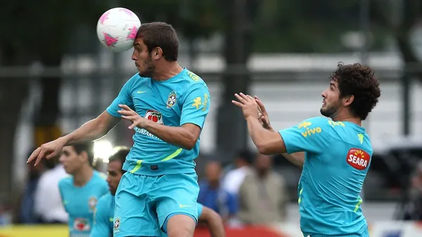 Timão ainda busca reforços para o sistema defensivo