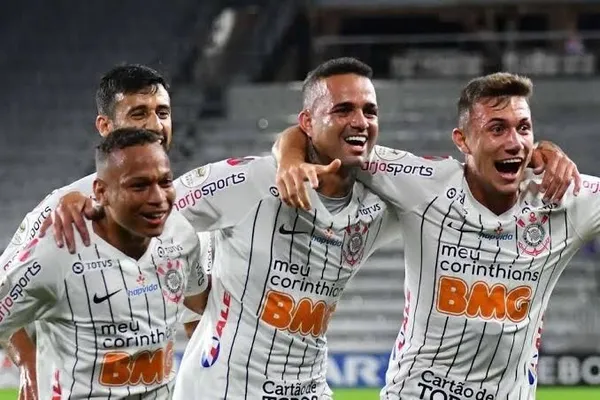 Timão tem lista de atletas negociáveis após 2020